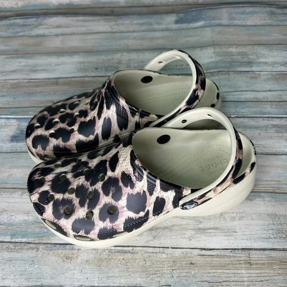 Crocs Classic Platform Animal Remix Clog Leopard Womens Size 7 - Picture 3 of 7